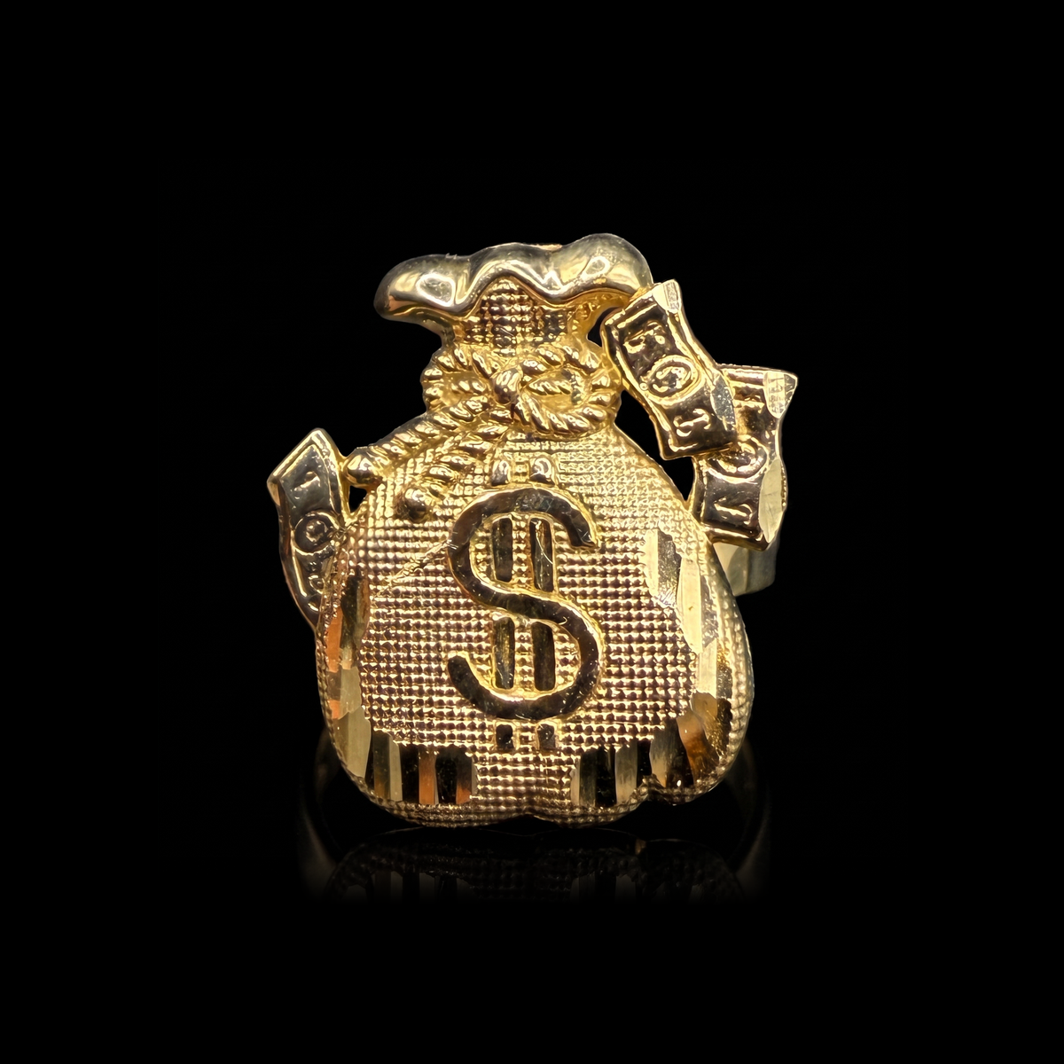 10k gold money bag ring 21mm, money bag face front view on black
