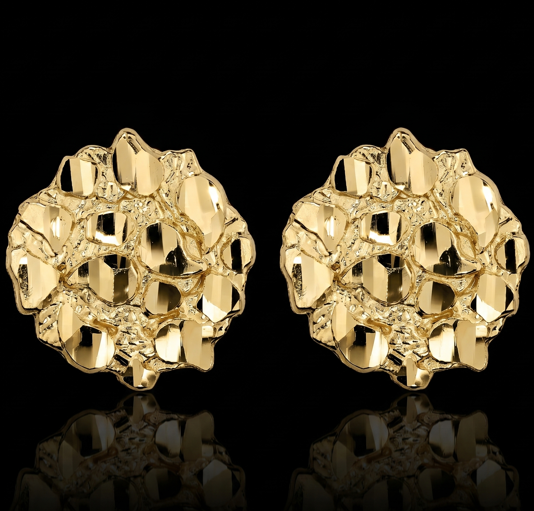 10k Gold Circle Nugget Earrings