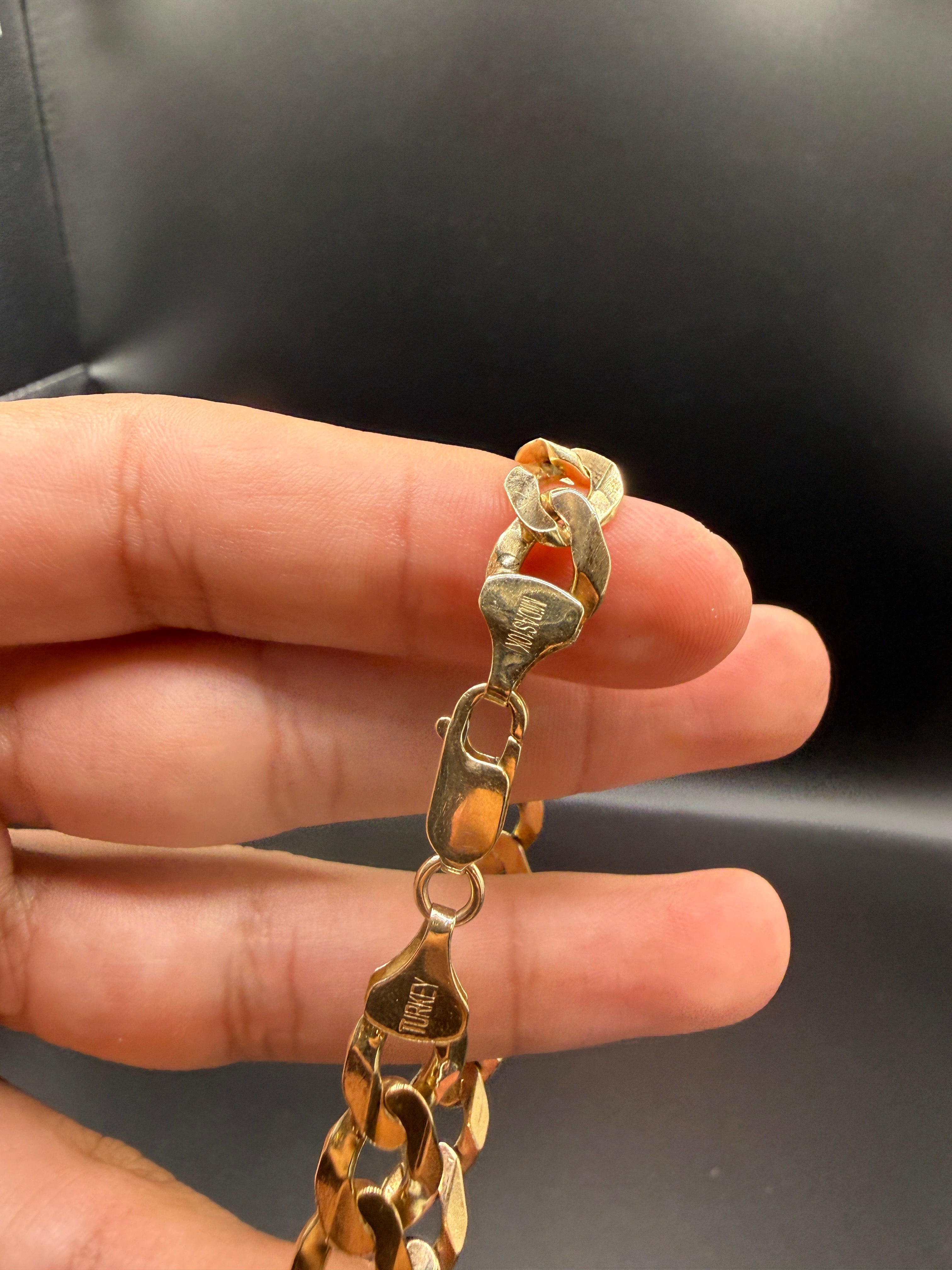 10k Gold Flat Curb Bracelet 7.5” 8.5mm