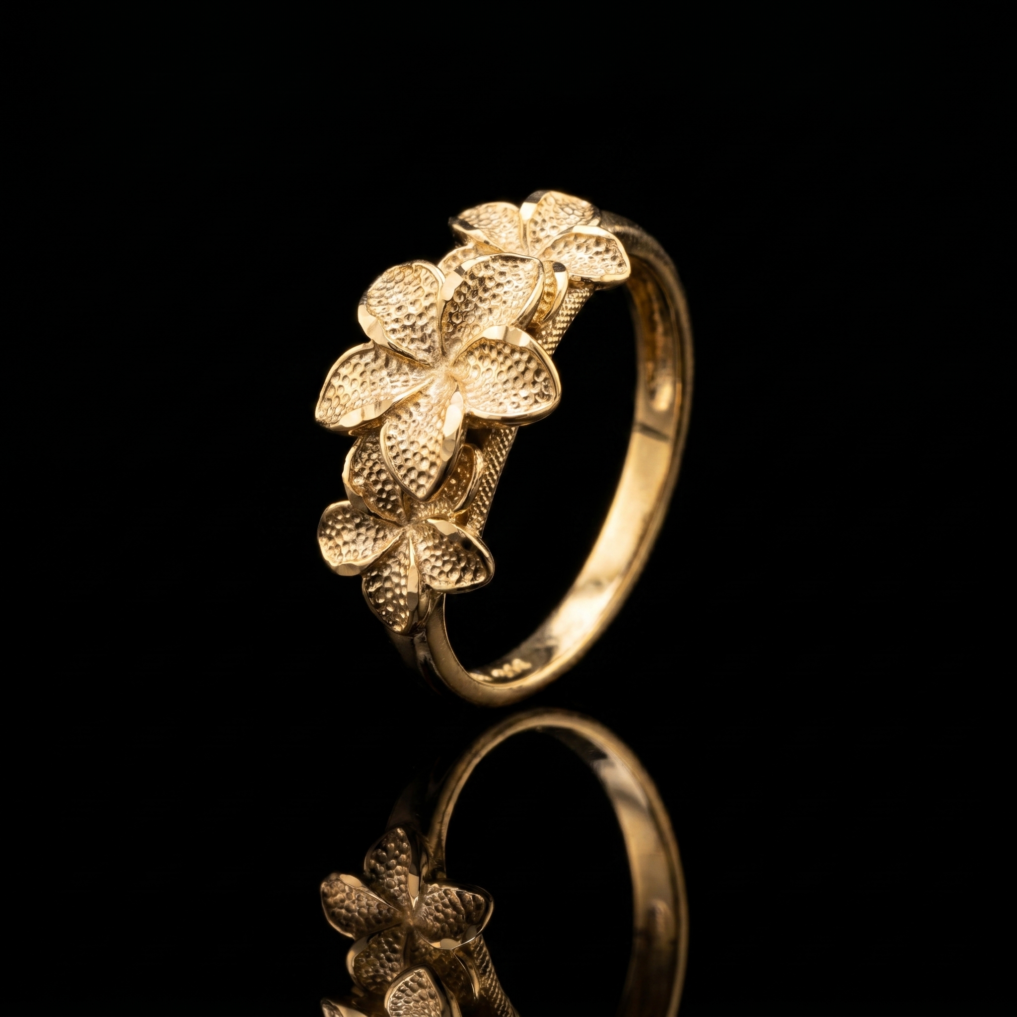 10k Gold 3 Hibiscus Flower Ring 8.5mm